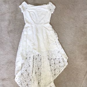 Modiste ‘April’ lace skater dress